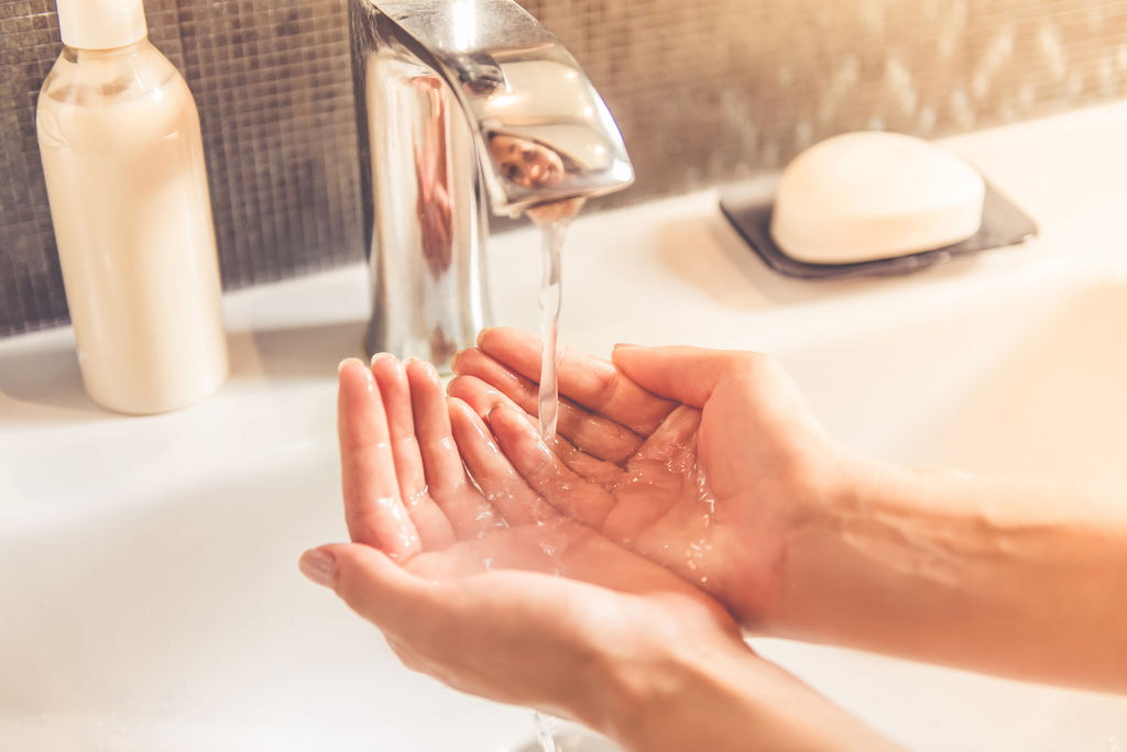 المسح الوطني الأول حول غسل الأيدي بالوسط الجماعي